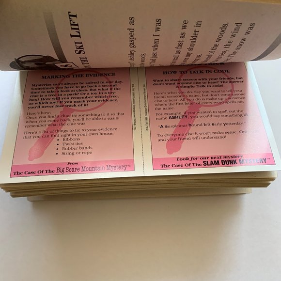 The New Adventures of Mary-Kate & Ashley Books: Creepy Castle & Mountain Mystery - Picture 7 of 12